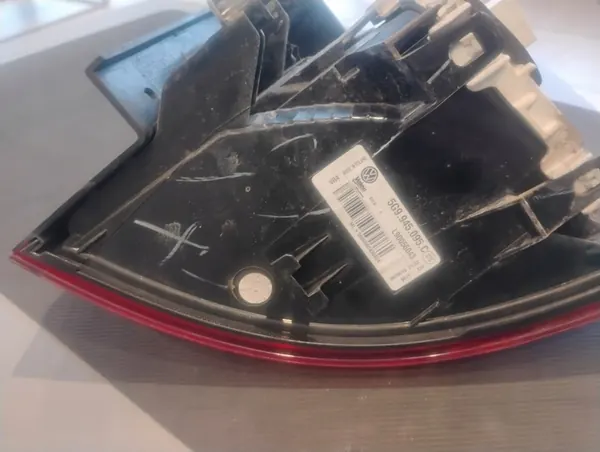 Luz Trasera Izquierda VW Golf VII Kombi (12-16) 5G9945095C image 7