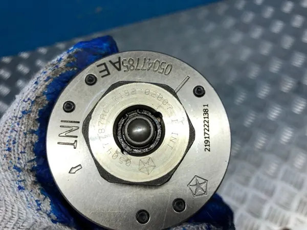 Poulie de courroie de distribution OEM 05047785AE Chrysler image 4
