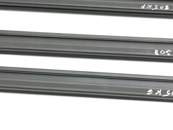 Junta de ventana delantera OEM AMD180783 para Seat Leon image 3