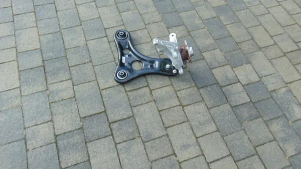 Höger framstyrknut OEM 662670041 för MG4 image 3