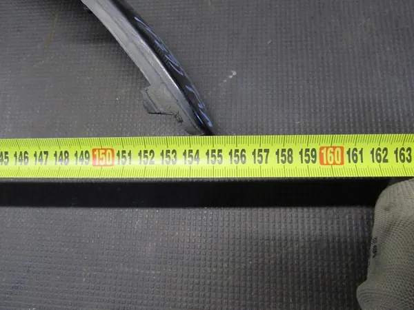 Etupuskuri VW Touran I 1T0807719 image 10