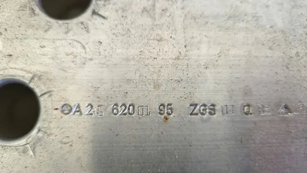 Zone de déformation gauche OEM 2466200195 Mercedes W246 image 3