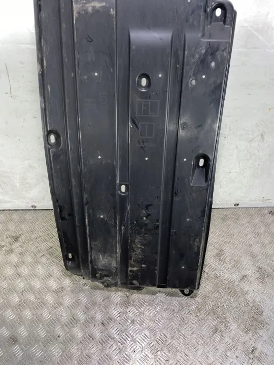 Subaru XV II underkroppsskydd OEM FBZ17347 image 4