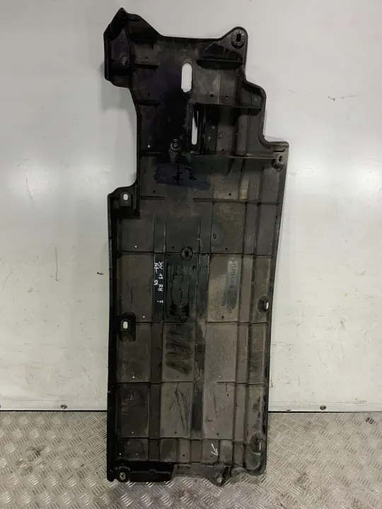 Subaru XV II underkroppsskydd OEM FBZ17347 image 5