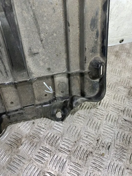 Subaru XV II underkroppsskydd OEM FBZ17347 image 6