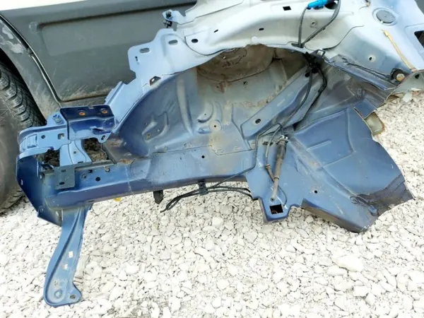 OEM 1 Larguero Delantero Izquierdo para Peugeot 208 I - Usado image 3
