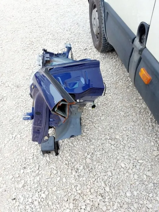 OEM 1 Larguero Delantero Izquierdo para Peugeot 208 I - Usado image 7