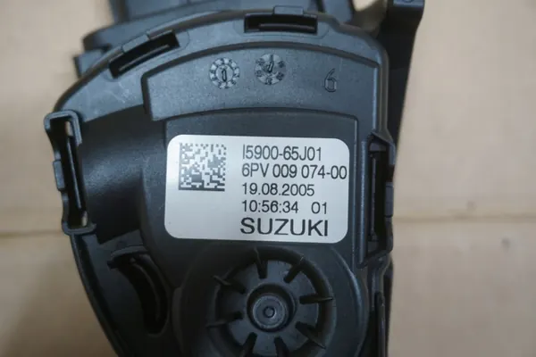 Suzuki Grand Vitara II gaspedaal OEM I5900-65J01 image 4