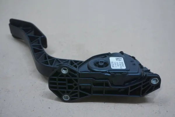 Suzuki Grand Vitara II gaspedaal OEM I5900-65J01 image 5