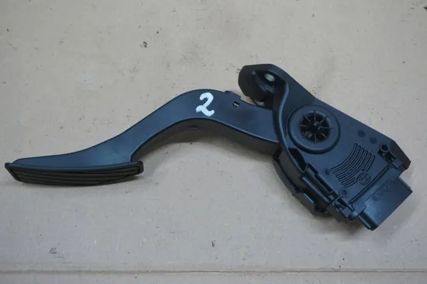 Suzuki Grand Vitara II gaspedaal OEM I5900-65J01 image 7