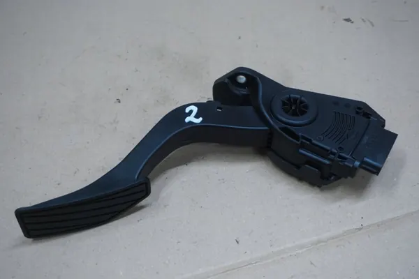 Suzuki Grand Vitara II gaspedaal OEM I5900-65J01 image 8