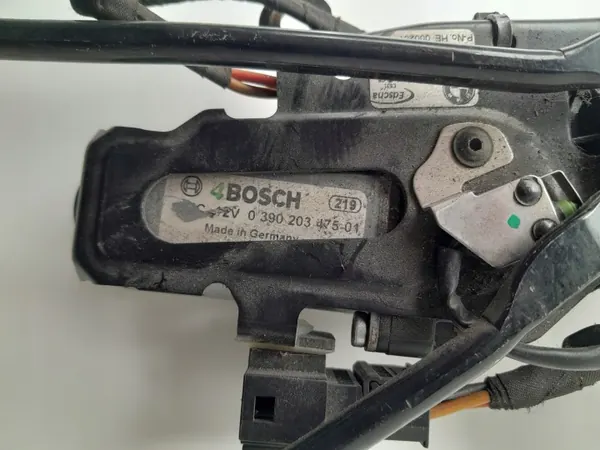 Katon lukitusmoottori OEM 0390203475 BMW E89 Z4 image 4