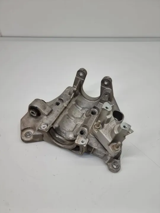 Lagerstöd Land Rover OEM K8D25K291AB image 2
