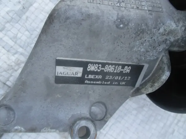 Moottorirulla OEM 8W83-8A610-BA Jaguar 5.0 SC:lle image 3
