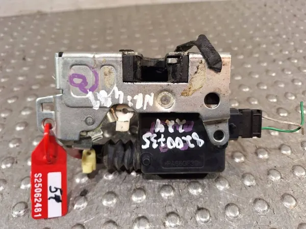 Höger Framdörrslås Dacia Sandero I 8200735224 image 3