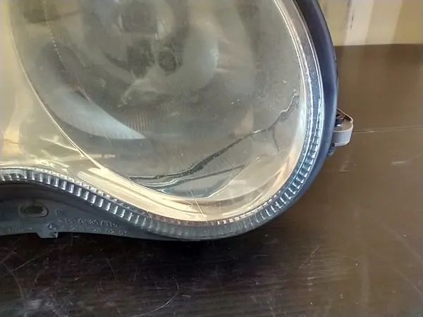 MERCEDES C-KLASA W203 LIFT RECHTER VOORLICHT A2038203461 image 3