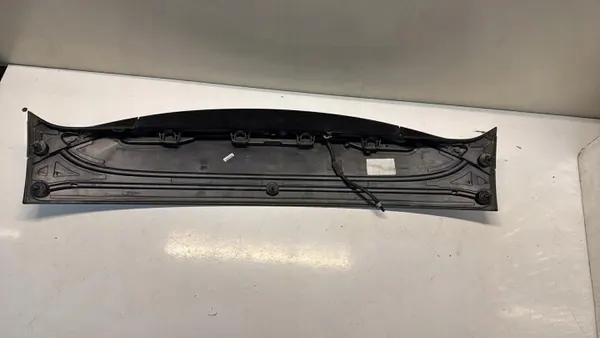 Spoiler Jaguar XF X250 OEM DX23-44210-PIA01 Gebruikt image 4