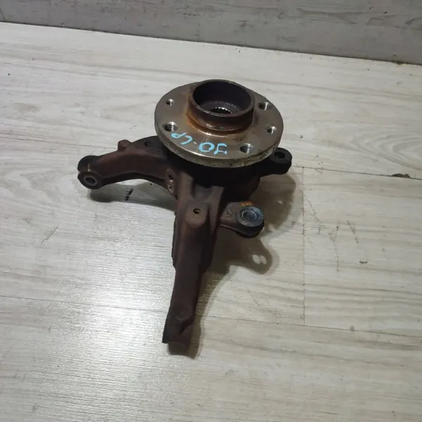 Cubo de roda dianteira OEM 28823 lado esquerdo Dacia Jogger image 3