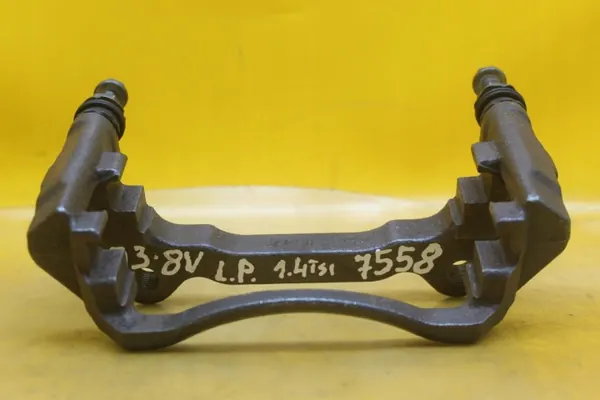 Klamphållare OEM 7558 vänster fram för Audi A3 8V image 8