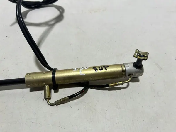 Mercedes SL R230 Dachaktuator links OEM 51 41 image 3