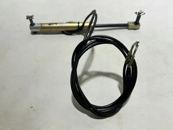 Mercedes SL R230 Dachaktuator links OEM 51 41 image 4