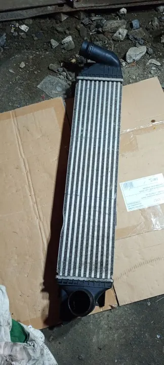 Intercooler Renault OE usado OEM CHŁODNICA POWIETRZA image 2