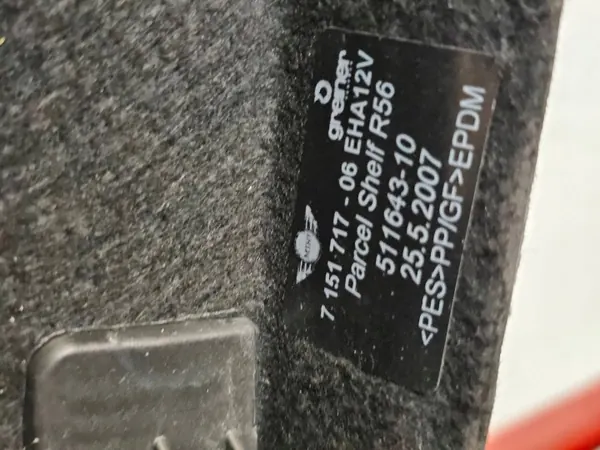 MINI F56 achterste kofferbakplank OEM 7151717 - Gebruikt image 3