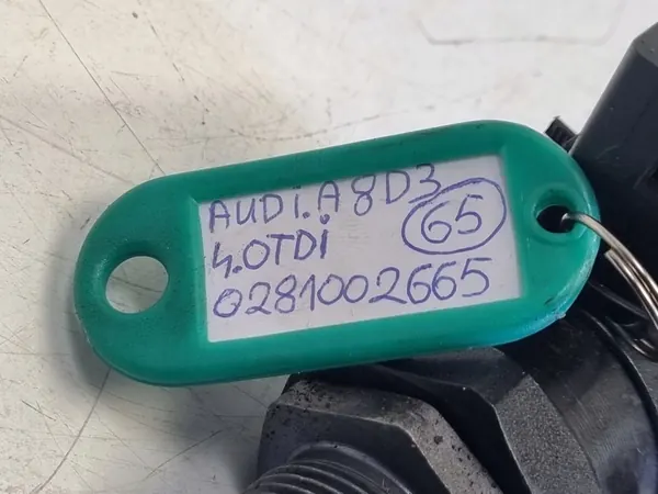 Régulateur de pression de carburant AUDI A6 C6 3.0 TDI 057130764B image 2