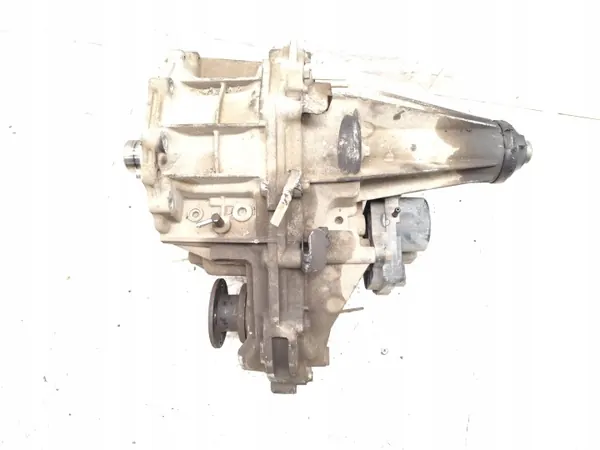 Nissan jakolaatikko OEM EA310 Navaralle 2.5 dCi image 6