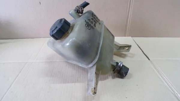 Lada Kalina laajennussäiliö OEM 11181311010 image 3