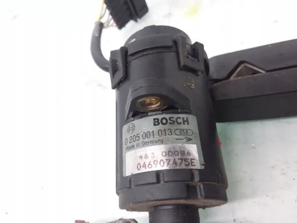 Audi 100 S4 C4 Gaspotentiometer OEM 046907475E image 3