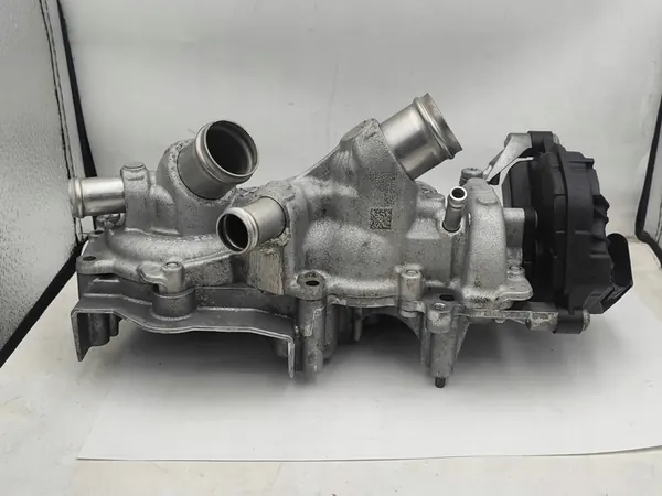 Vattenpump VW Audi Skoda 1.5 TSI 05E121042B image 2