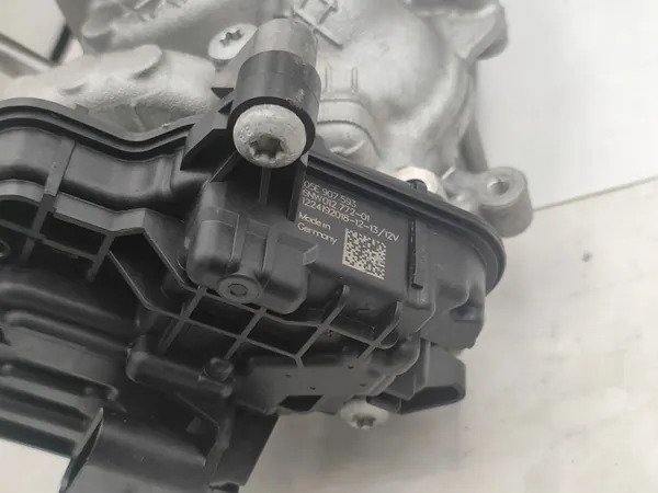 Vattenpump VW Audi Skoda 1.5 TSI 05E121042B image 5