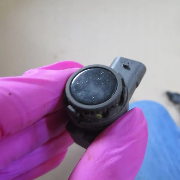 Volvo Parkeringssensor Fram 39796421 image 2