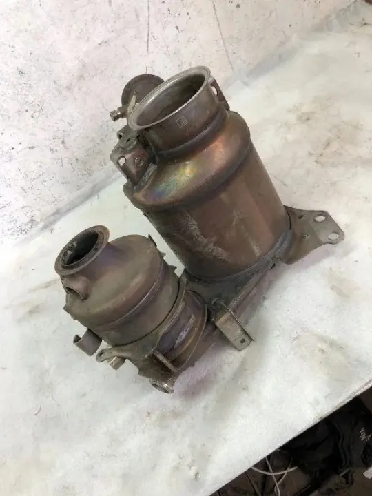 SEAT ATECA Diesel Katalysator OEM 2110606072 image 3