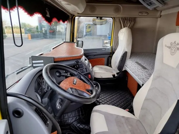 Cabina DAF XF 106 usada - Peça OEM XF 106 image 8