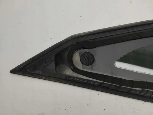 Janela Traseira Esquerda Citroën C4 III OEM 9832918480 image 4