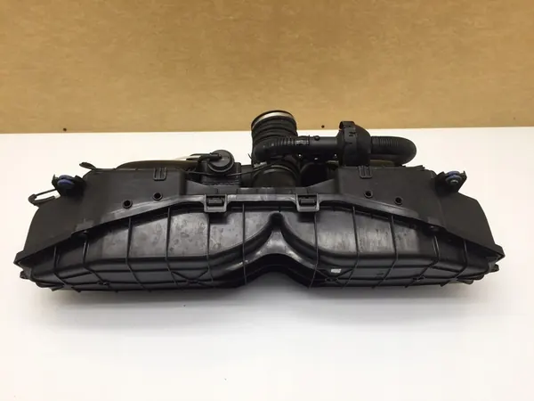 Porsche Carrera 911 991 3.8 Ilmansuodattimen Kotelo image 5