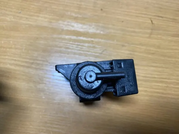 Magnetventil BMW C2531 für 3er E46 1.6L Benzin image 4