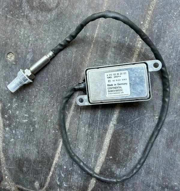Capteur NOx Sonde Lambda A0101539528 5WK96653C image 4