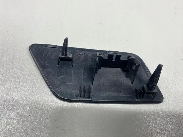 Capuchon de gicleur gauche Audi Q3 2012-2018 image 3