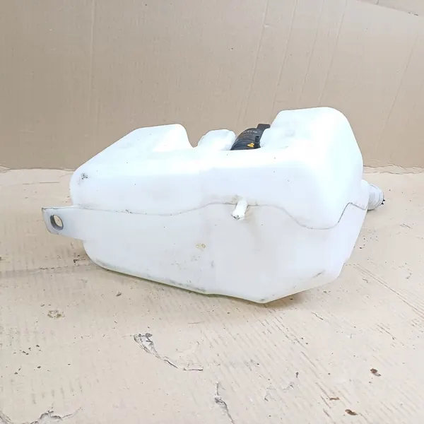 Iveco OE 5801566048 pesuneste säiliö image 7