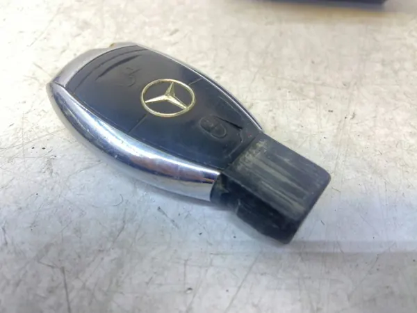 Mercedes-Benz contactsleutel OEM A2115451008 image 5