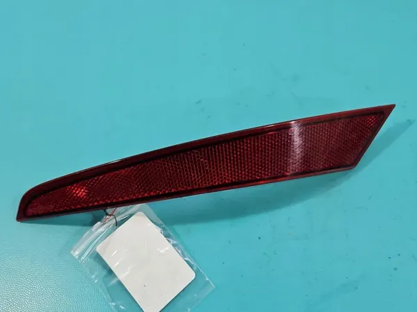 Bakstötskåpsreflektor höger OEM 5FF945106 Cupra Formentor image 2