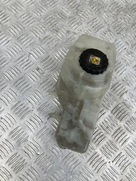 Bremsflüssigkeitsbehälter Toyota PK12850 - Gebraucht image 2