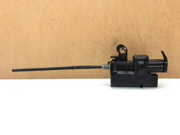 Renault Clio IV brandstofklep slotactuator OEM 788262843R image 2