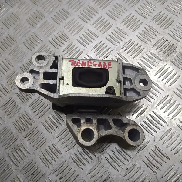 MOOTTORIN KIINNITYS JEEP RENEGADE 1.6 E-TORQ OEM 00520497460 image 2