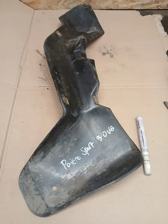 Mitsubishi Pajero Sport I polttoletkun suojus OEM image 4