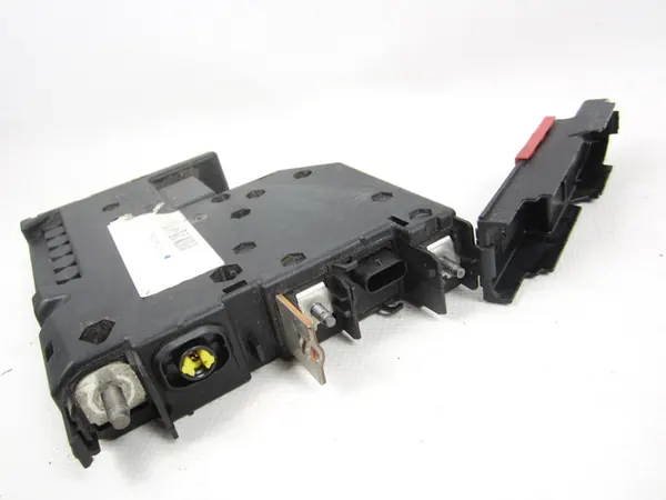 Conector de caja de fusibles Mercedes W212 3.0 CDI image 3