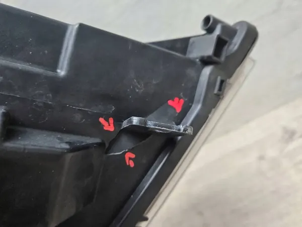 Farol dianteiro esquerdo BMW 3 E90 Xenon OE 6942743 image 9